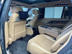 Land Rover Range Rover 2023 3.0 L6 400PS Extended Wheelbase Signature Edition - ფოტო 10