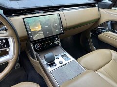 Land Rover Range Rover 2023 3.0 L6 400PS Extended Wheelbase Signature Edition - ფოტო 14