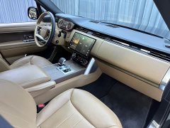 Land Rover Range Rover 2023 3.0 L6 400PS Extended Wheelbase Signature Edition - ფოტო 17