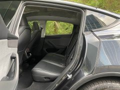 Tesla Model Y Rear-Wheel Drive - ფოტო 13