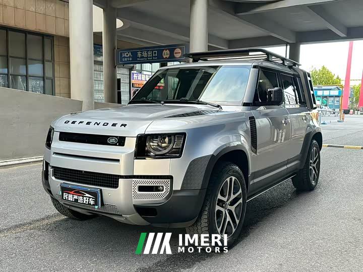 Land Rover Defender 110 P400 Dark Edition