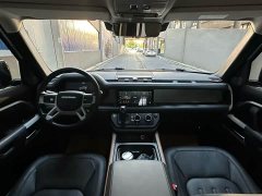 Land Rover Defender 110 P400 Dark Edition - ფოტო 8