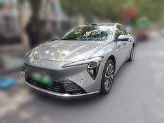 Buick Zhijing L7 EREV Luxury Xiaoyao Smart Driving Edition - ფოტო 1