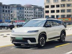 Hyundai EO Yige Two-Wheel Drive TECH 64.2kWh - ფოტო 1