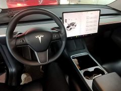 Tesla Model Y Rear-Wheel Drive - ფოტო 9