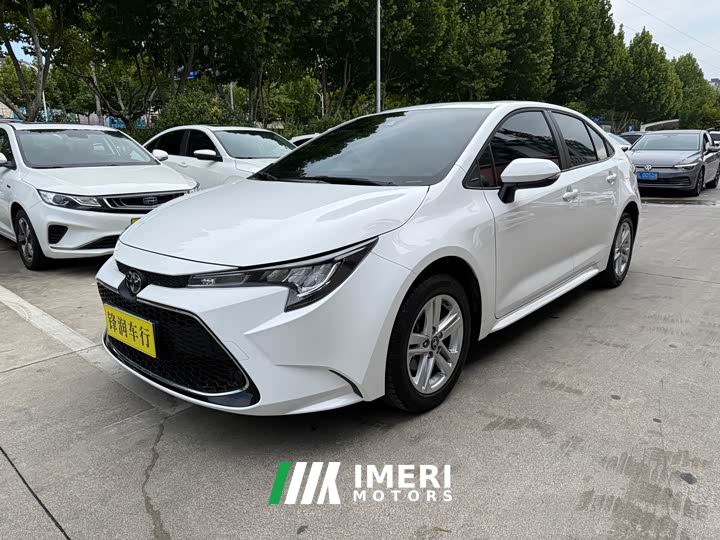 Toyota Corolla 1.8L CVT Luxury