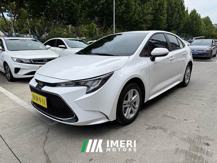 Toyota Corolla 2022 1.8L CVT Luxury - ავტომობილი ჩინეთიდან