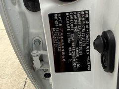 Toyota Corolla 2022 1.8L CVT Luxury - ფოტო 15
