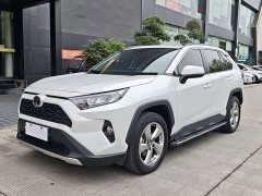 Toyota RAV4 2021 2.0L CVT AWD Fashion Plus Edition - ფოტო 1
