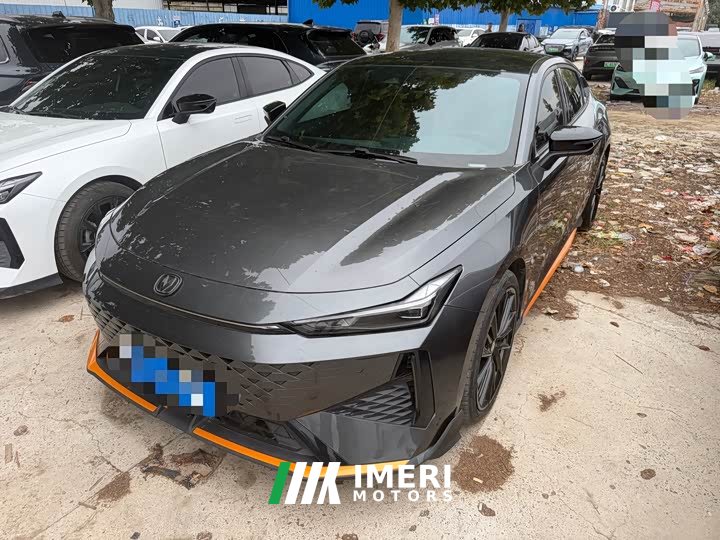 Changan UNI-V 1.5T Premium Sport