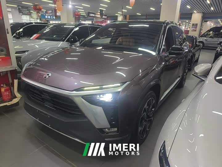 NIO ES8 415KM Signature Edition Six-Seater