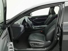 Toyota Avalon Hybrid 2.5L XLE Premium - ფოტო 10