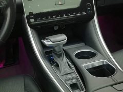 Toyota Avalon Hybrid 2.5L XLE Premium - ფოტო 13
