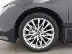 Toyota Avalon Hybrid 2.5L XLE Premium - ფოტო 17