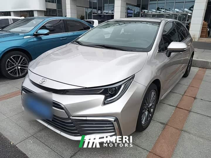 Toyota Lingshang 2.0L Luxury