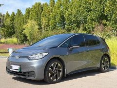 Volkswagen ID.3 2023 Upgraded Pure Smart Comfort Edition - ფოტო 1