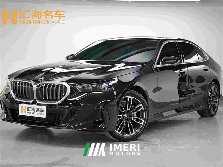 BMW 5 Series 530Li Premier M Sport Package - ავტომობილი ჩინეთიდან