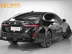 BMW 5 Series 530Li Premier M Sport Package - ფოტო 4