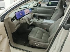 IM Motors Zhiji LS6 Extended Range 52 Max - ფოტო 14