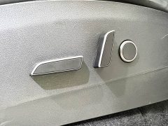 Tesla Model Y 2022 Facelift Long Range All-Wheel Drive - ფოტო 18