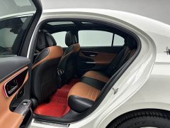 Mercedes-Benz C-Class C 200 L Sport Edition - ფოტო 9