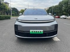 Li Auto L7 Pro - ფოტო 2