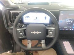 Fangchengbao Leopard 5 2025 210KM Tianshi Ultra Edition - ფოტო 10