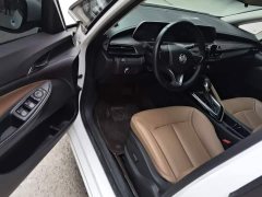 Buick GL6 323T Hybrid Connected Luxury - ფოტო 15