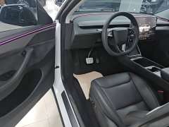 Tesla Model Y Long Range All-Wheel Drive - ფოტო 15