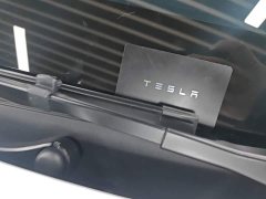 Tesla Model Y Long Range All-Wheel Drive - ფოტო 8