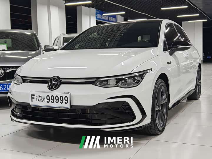 Volkswagen Golf 2021 280TSI DSG R-Line - ავტომობილი ჩინეთიდან
