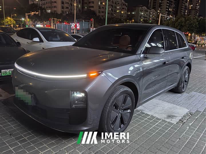 Li Auto L6 Pro - ავტომობილი ჩინეთიდან