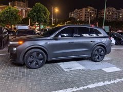 Li Auto L6 Pro - ფოტო 4