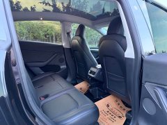 Tesla Model Y Standard Range RWD - ფოტო 11