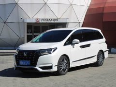Honda Odyssey 2.0L e:HEV Luxury - ფოტო 1