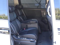 Honda Odyssey 2.0L e:HEV Luxury - ფოტო 14