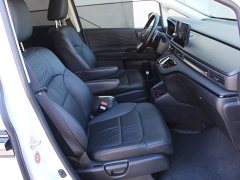 Honda Odyssey 2.0L e:HEV Luxury - ფოტო 8