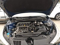 Hyundai Elantra 1.5L CVT Luxury - ფოტო 19