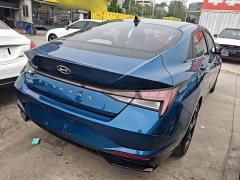 Hyundai Elantra 1.5L CVT Luxury - ფოტო 6