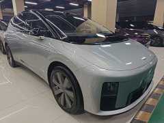 Li Auto i8 Standard Edition - ფოტო 3