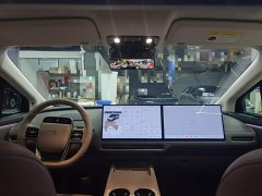 Li Auto i8 Standard Edition - ფოტო 9