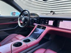 Porsche Taycan - ფოტო 12