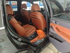 BMW X7 xDrive40i M Sport Luxury Package - ფოტო 9
