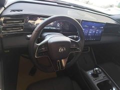 BYD Qin L DM-i 120KM Leading Edition - ფოტო 9