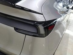 Tesla Model Y L Long Range All-Wheel Drive - ფოტო 7