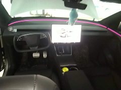 Tesla Model Y L Long Range All-Wheel Drive - ფოტო 9
