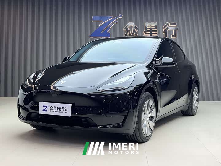 Tesla Model Y Facelift Rear-Wheel Drive