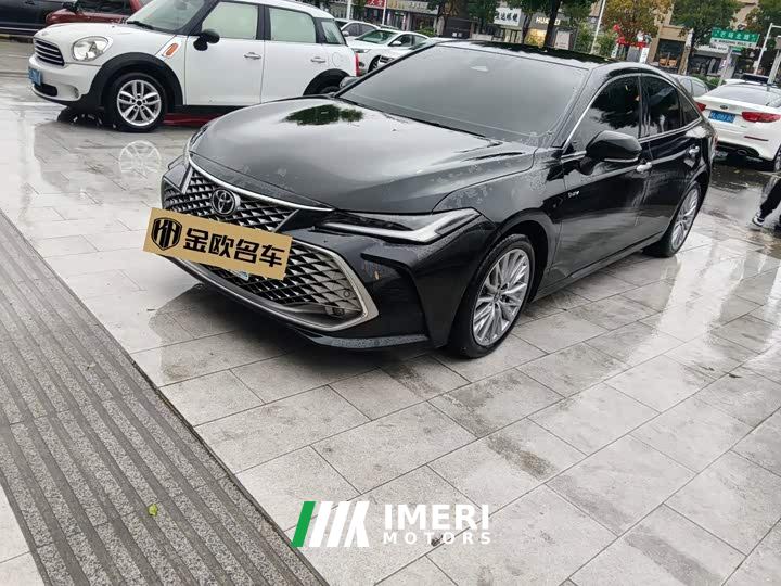 Toyota Camry Hybrid 2.5L XLE Premium