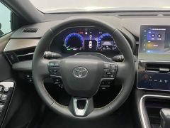 Toyota Camry Hybrid 2.5L XLE Premium - ფოტო 14