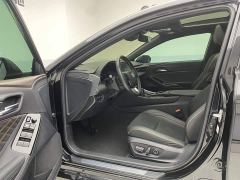 Toyota Camry Hybrid 2.5L XLE Premium - ფოტო 17